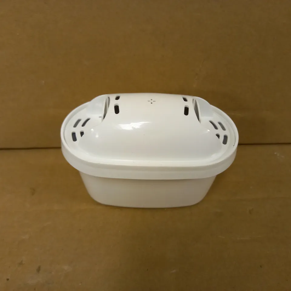 BOX OF APPROXIMATELY 10 WATERDROP WATER FILTERS