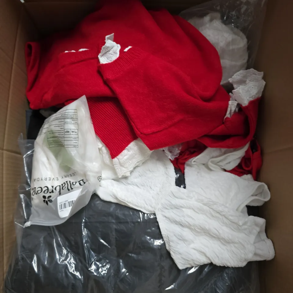 LARGE BOX OF APPROXIMATELY 25 ASSORTED CLOTHING ITEMS IN VARIOUS COLOURS, STYLES AND SIZES - COLLECTION ONLY