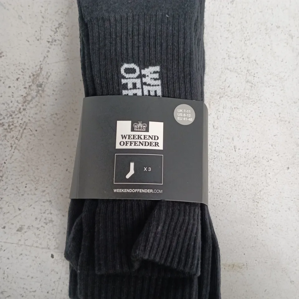 UK 7-11 WEEKEND OFFENDER SOCKS – 3 PACK, BLACK (US 8-12; EU 41-45)