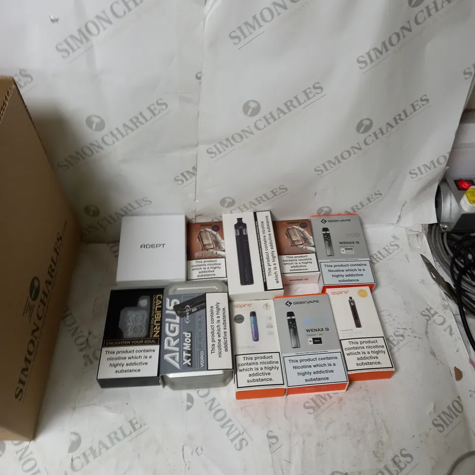 BOX OF APPROXIMATELY 10 ECIG PRODUCTS TO INCLUDE ASPIRE, GEEKVAPE, VOOPOO