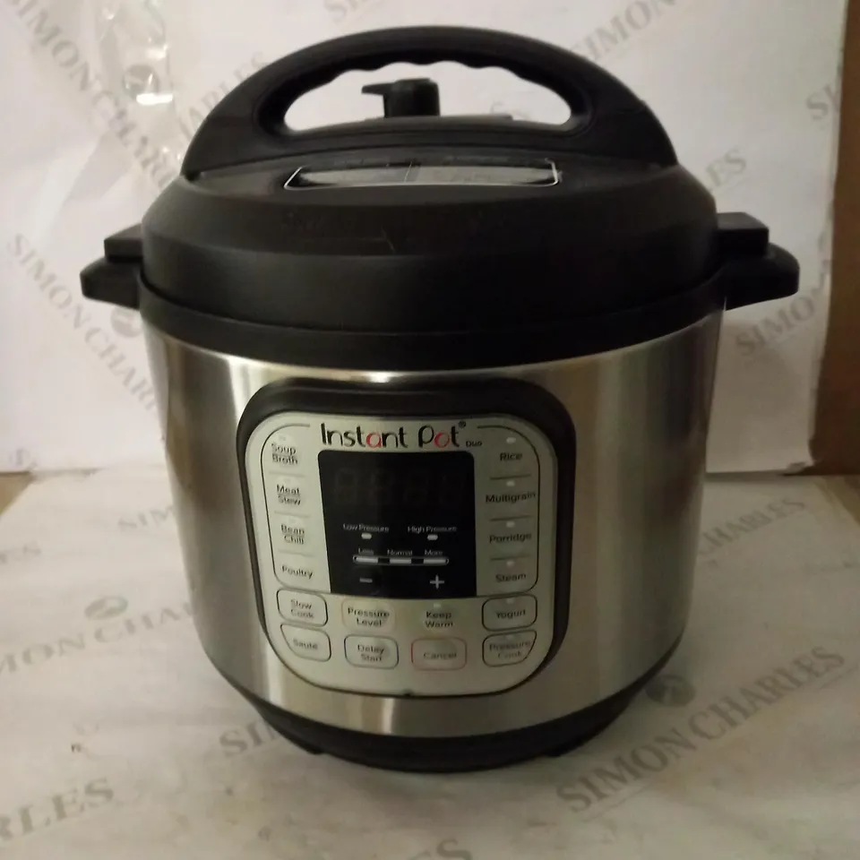 INSTANT POT DUO SMART PRESSURE COOKER
