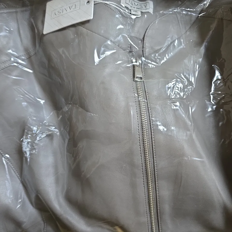 APPROXIMATELY 15 ASSORTED TAMSY FAUX LEATHER JACKETS IN GREY