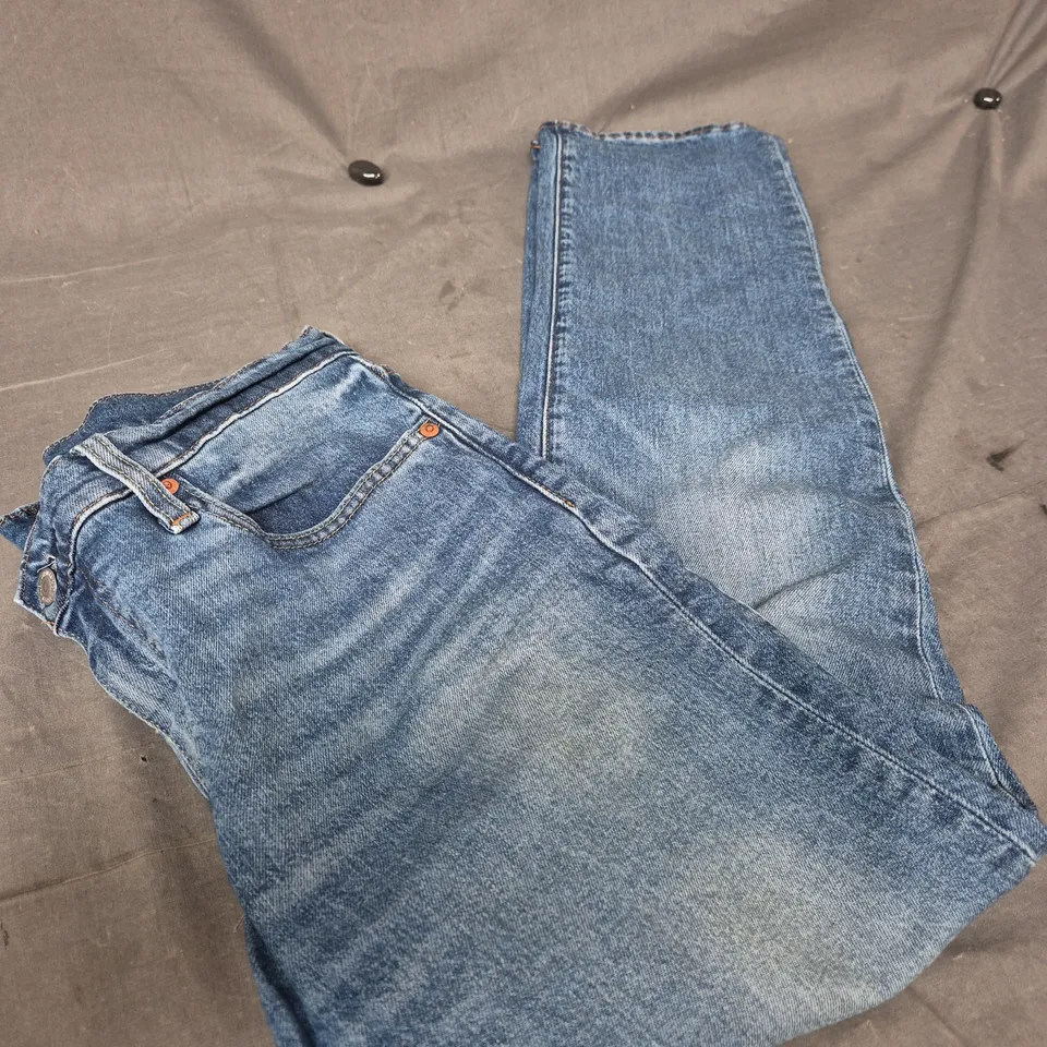 Levi's Jeans – Men's Blue Denim, Waist 33in, Inside Leg 30in (W33 L30)