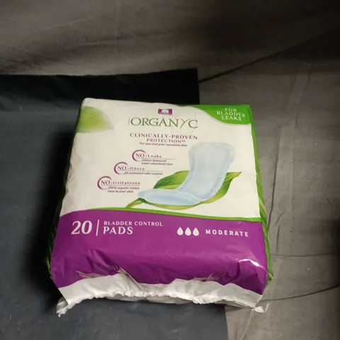 APPROXIMATELY 10 ASSORTED SANITARY PRODUCTS INCLUDING ORGANIC BLADDER CONTROL PADS AND ALWAYS ULTRA DAY 