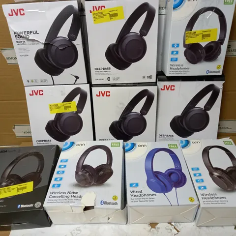 LOT OF APPROX. 10 ASSORTED HEADPHONES TO INCLUDE JVC, ONN AND ASDATECH