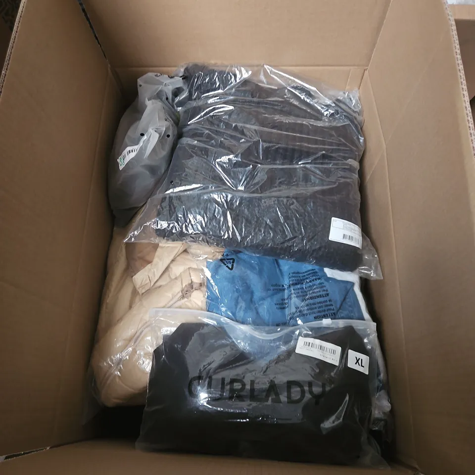 APPROXIMATELY 20 ASSORTED CLOTHING AND FASHION PRODUCTS IN VARIOUS STYLES AND SIZES - COLLECTION ONLY