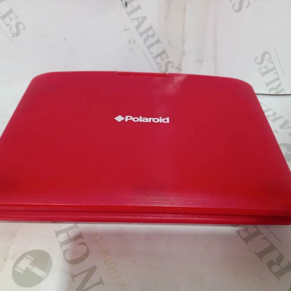 POLAROID 9" PORTABLE DVD PLAYER