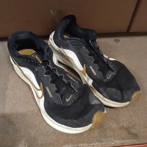 Nike Trainers – Black/White, UK 11 (US 12)