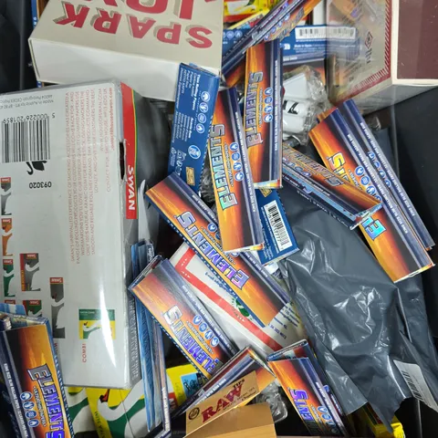 APPROXIMATELY 30 ASSORTED SMOKING PARAPHERNALIA PRODUCTS TO INCLUDE FILTER TIPS, PAPERS, MATCHES ETC 
