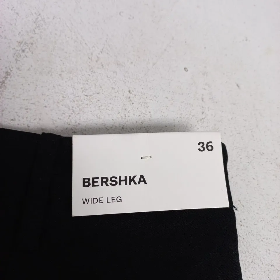 BERSHKA WIDE LEG TROUSERS