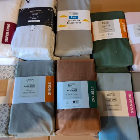 LOT OF APPROXIMATELY 30 ASSORTED BEDDING SHEETS IN VARIOUS STYLES AND SIZES 