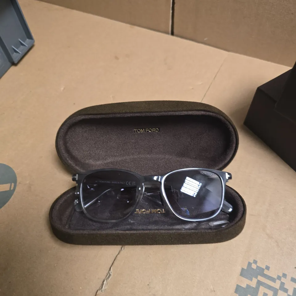 TOM FORD SUNGLASSES - TRANSPARENT GREY FRAME