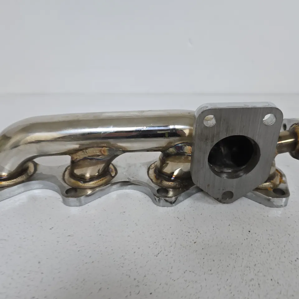 4-INTO-1 EXHAUST MANIFOLD HEADER 
