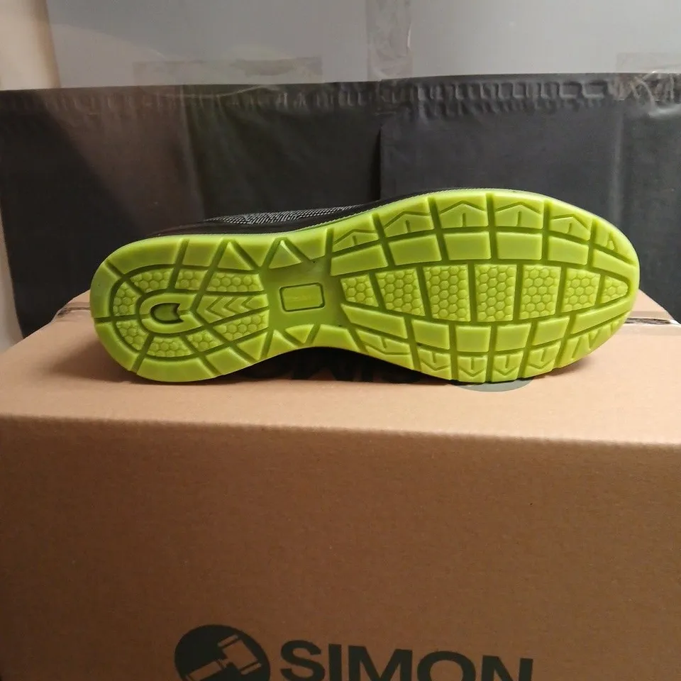 HIMALAYAN MEN'S GREY KNIT ATHLETIC SNEAKERS WITH NEON LIME ACCENTS – PAIR UK 10