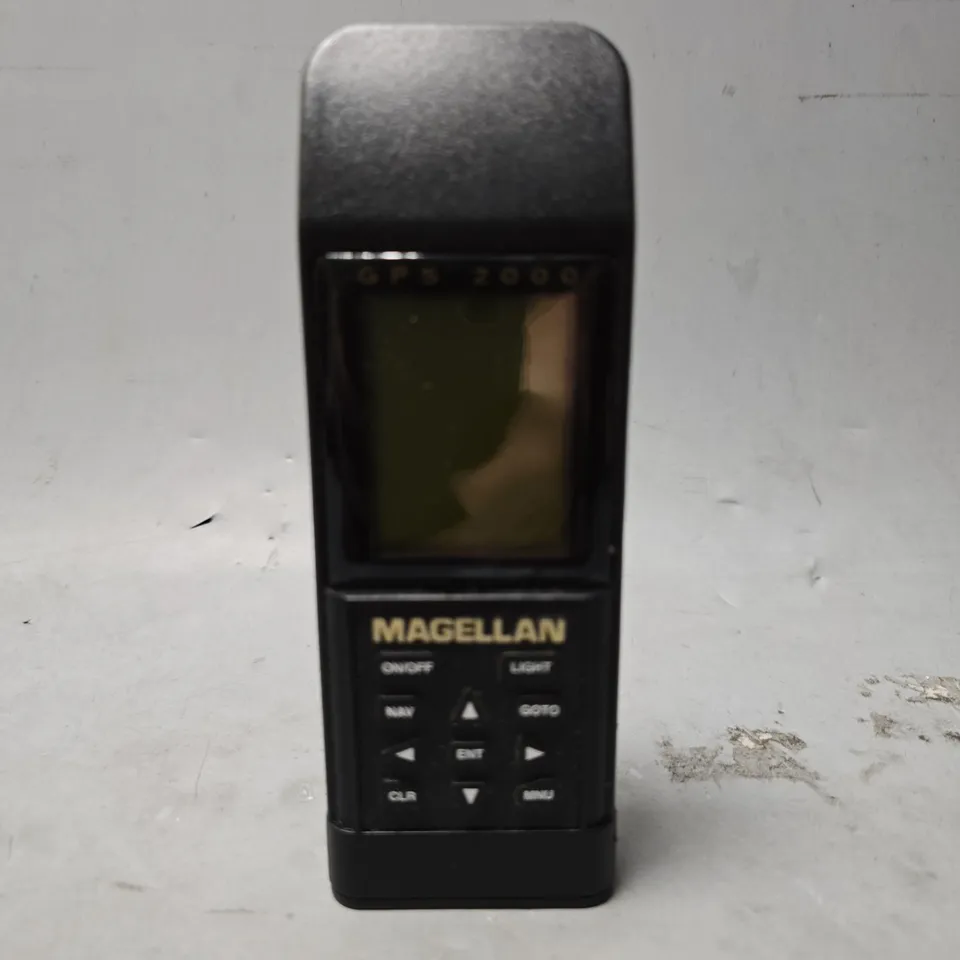 MAGELLAN SYSTEMS GPS 2000