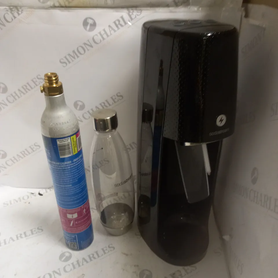 BOXED SODASTREAM SPIRIT ONE TOUCH