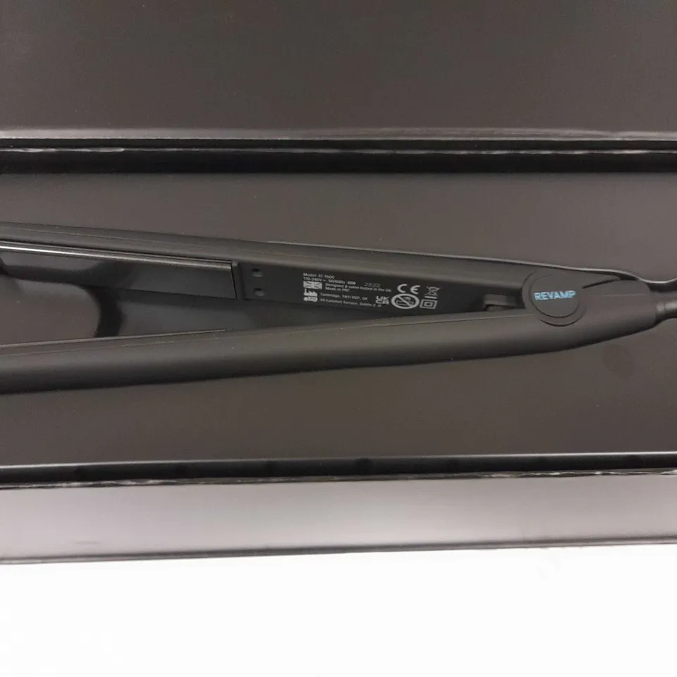 BOXED REVAMP PROGLOSS TOUCH DIGITAL CERAMIC STRAIGHTENERS