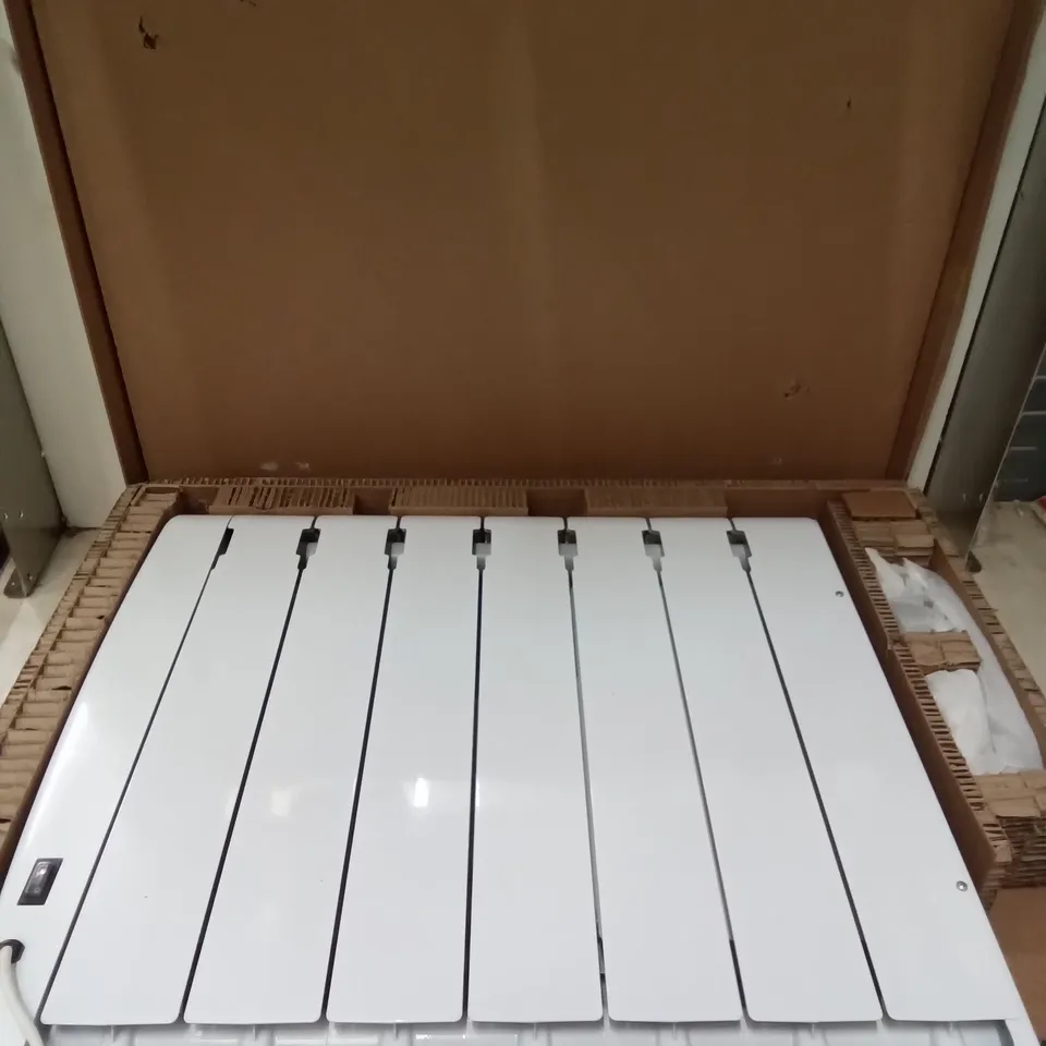 BOXED WARM HOME CERAMIC RADIATOR 2000W ( WHITE ) 