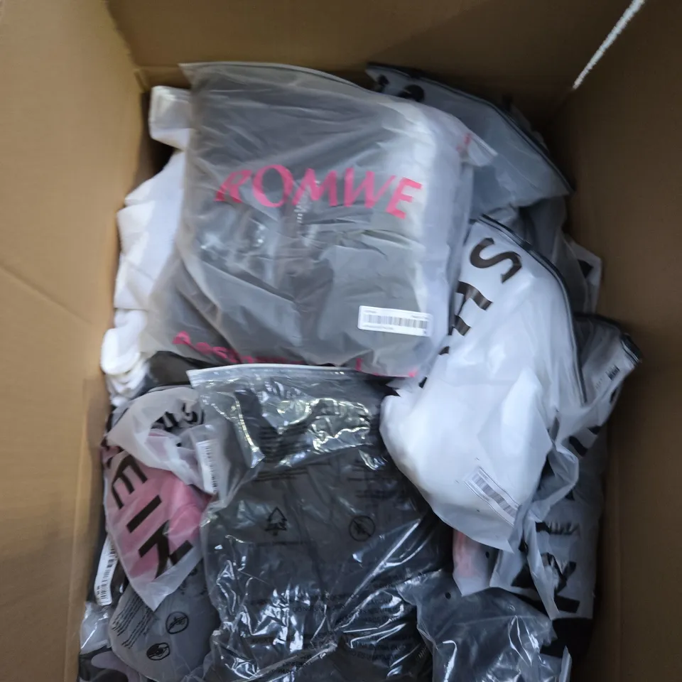 LARGE BOX OF ASSORTED CLOTHING ITEMS IN VARIOUS SIZES, STYLES AND COLOUR 