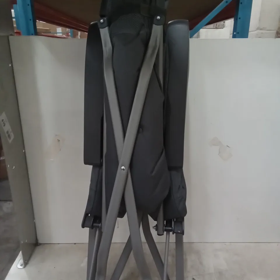 BAGGED FOLDABLE OUTDOOR CAMPING CHAIR WITH ARM REST - GREY 
