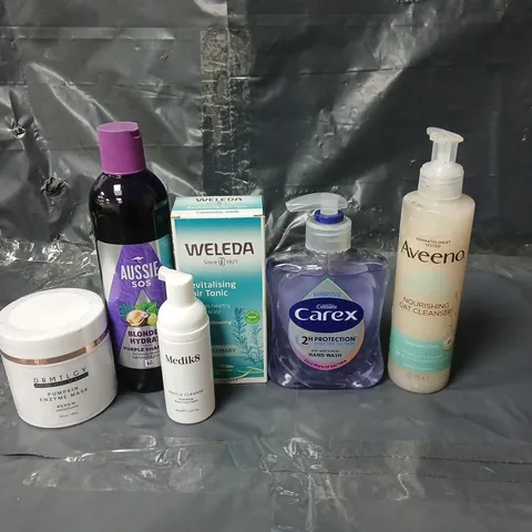 APPROXIMATEY 20 ASSORTED HEALTH AND BEAUTY PRODUCTS TO INCLUDE WELEDA HAIR TONIC, CAREX HAND WASH AND AVEENO CLEANSER