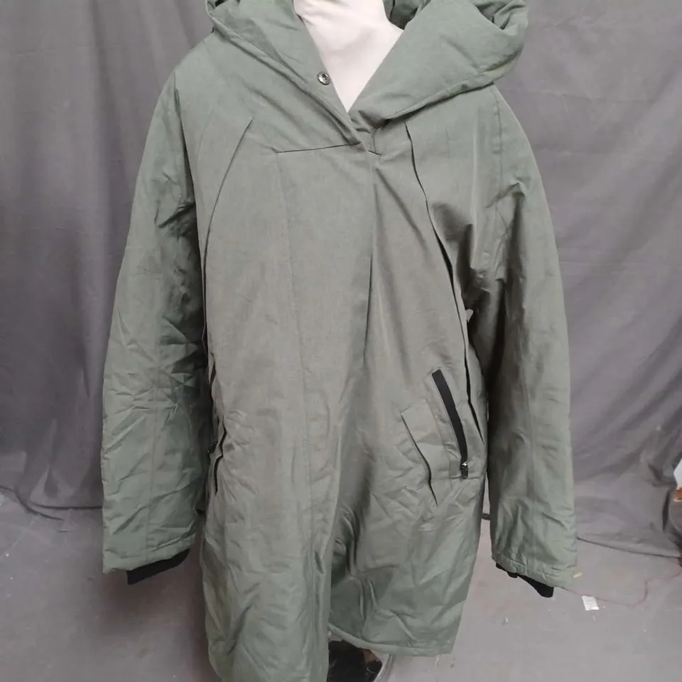 ULLA POPKEN HOODED COAT IN GREEN SIZE EU 50/52