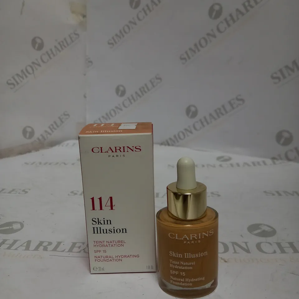 CLARINS SKIN ILLUSION FOUNDATION SHADE 114 CAPPUCCINO