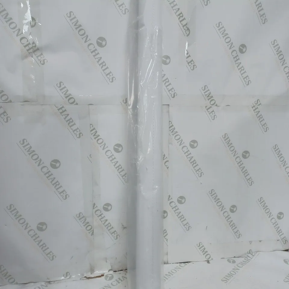 EVERYDAY PLAIN BLACKOUT ROLLER BLIND RRP £20