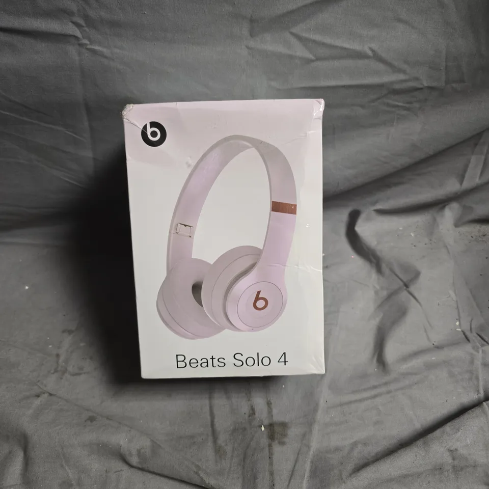BEATS SOLO4 WIRELESS ON-EAR HEADPHONES – BOXED
