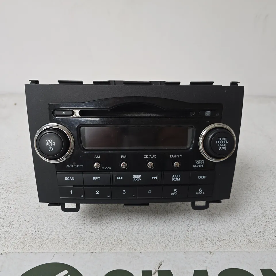 CAR STEREO HEAD UNIT 