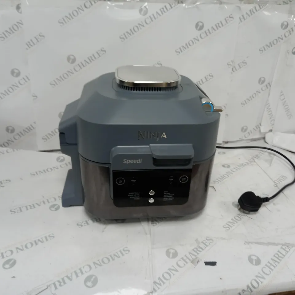 BOXED NINJA SPEEDI 10-IN-1 5.7L RAPID-COOKER & AIR FRYER ON400UK