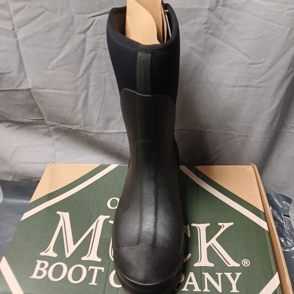 MUCK BOOT COMPANY WATERPROOF KNEE-HIGH BOOTS – BLACK SIZE UK 8M