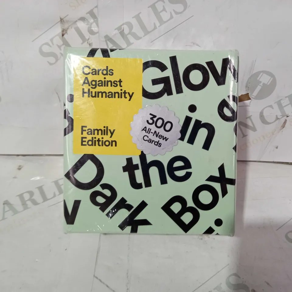 CARDS AGAINST HUMANITY FAMILY EDITION