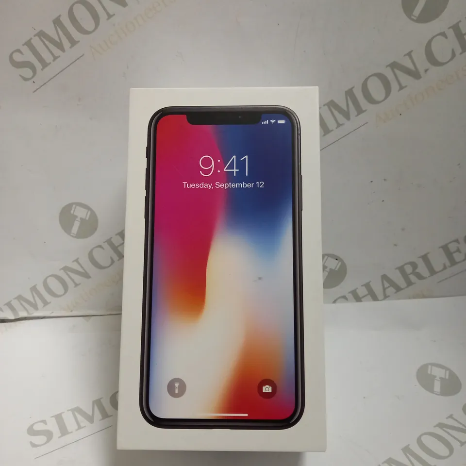 BOX APPLE IPHONE X 64GB IN WHITE