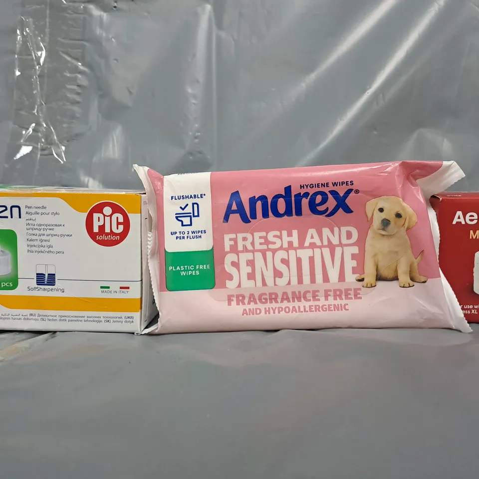 APPROXIMATELY 10 ASSORTED HOUSEHOLD ITEMS TO INCLUDE MICRO-FILTERS, ANDREX WIPES, ETC