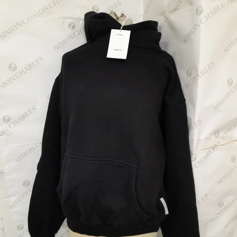 DANIEL SIMMONS BOX FIT FLEECEBACK HOODIE IN BLACK SIZE S