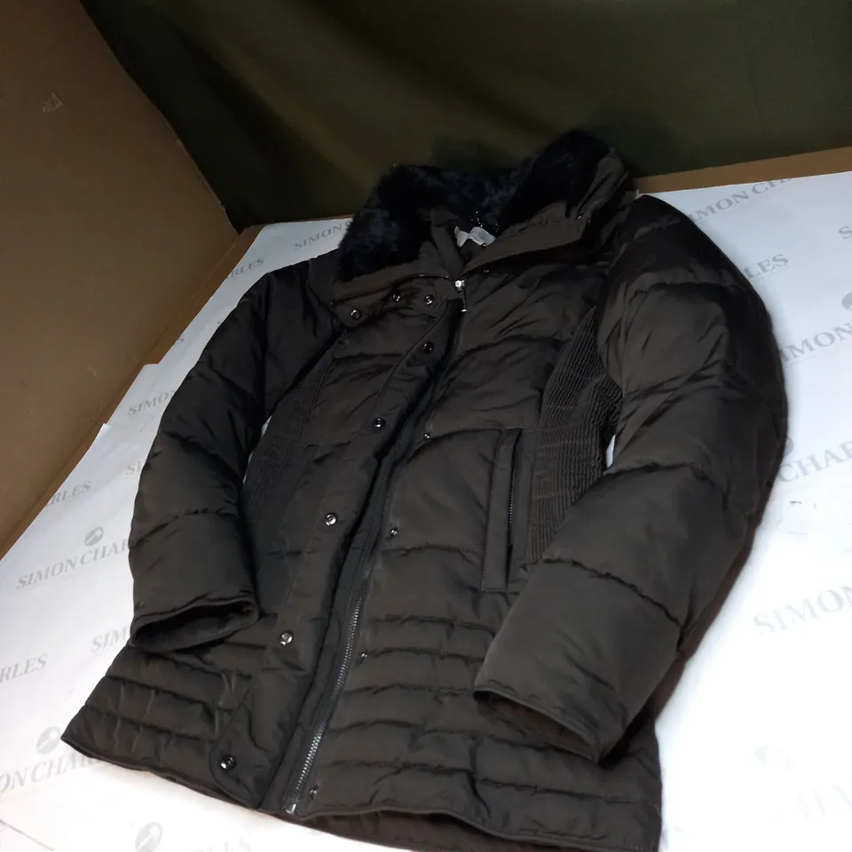 HOBBS LONDON PADDED COAT WITH FAUX FUR COLLAR SIZE 8