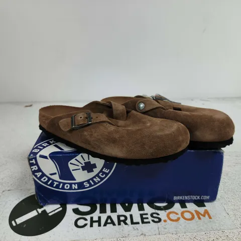 BIRKENSTOCK BROWN SHOE SIZE 39 BOXED