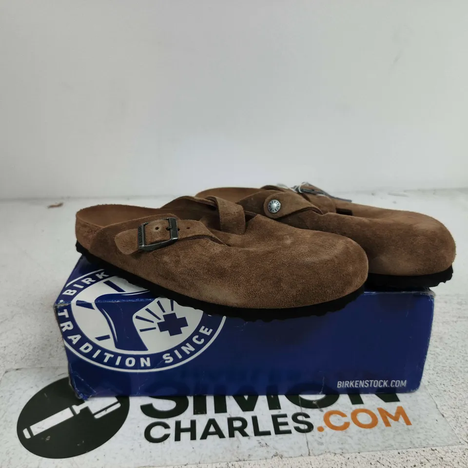 BIRKENSTOCK BROWN SHOE SIZE 39 BOXED