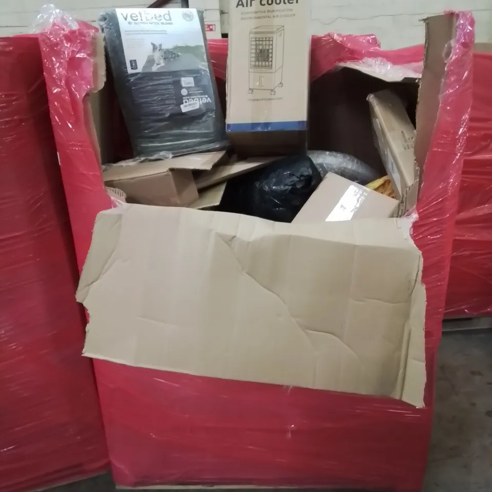 PALLET CONTAINING VARIOUS BOXED HOUSEHOLD ITEMS TO INCLUDE DOG BED, AIR COOLER ETC.