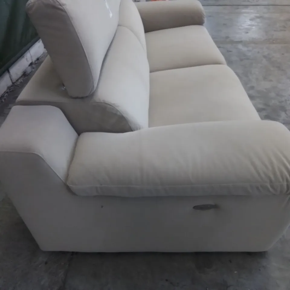 QUALITY DESIGNER 2 SEATER UPHOLSTERED SOFT FABRIC ELECTRIC RECLINING SOFA WITH ADJUSTABLE HEAD RESTS 