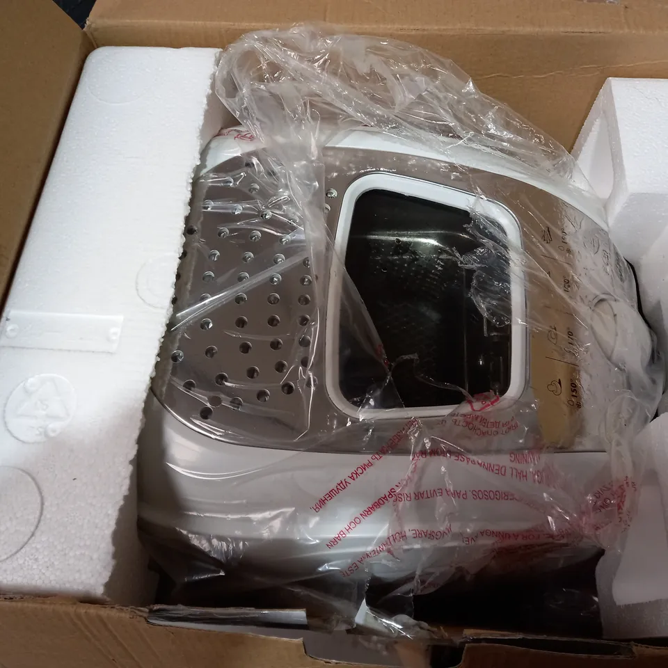 BREVILLE EASY CLEAN DIGITAL FRYER 