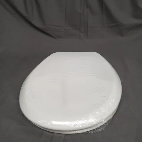 BEMIS MOULDED WOOD TOILET SEAT