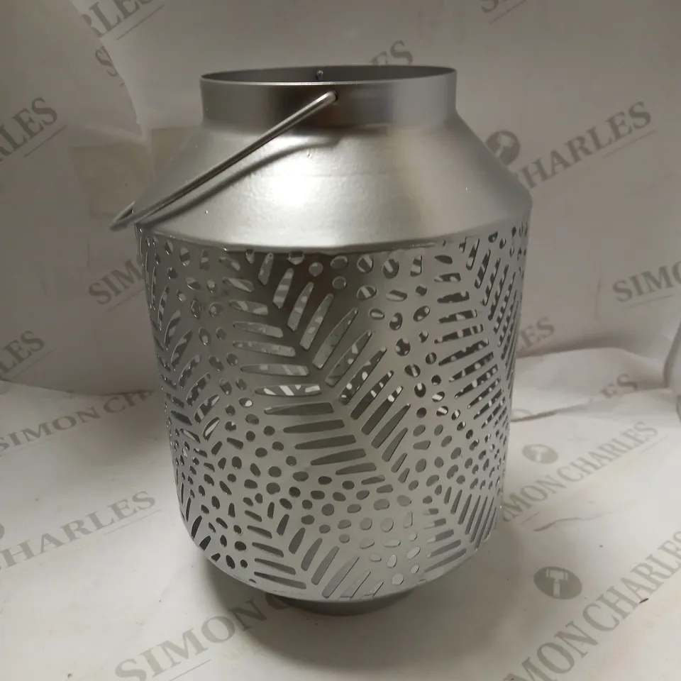 ALISON CORK METAL LEAF LANTERN SILVER MEDIUM 