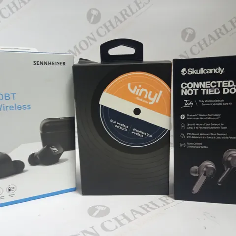 LOT OF 10 PAIRS OF ASSORTED EARPHONES