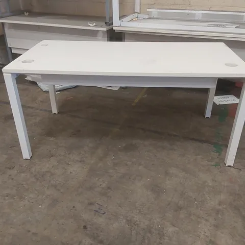 WHITE OFFICE DESK