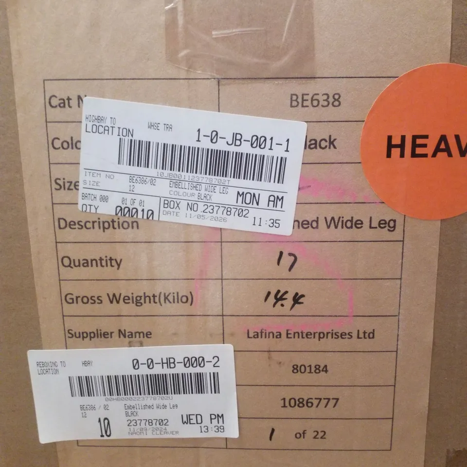 BOX CONTAINING APPROXIMATELY 10 BRAND NEW SIMPLY BE EMBELLISHED BLACK WIDE JEANS - SIZE 12