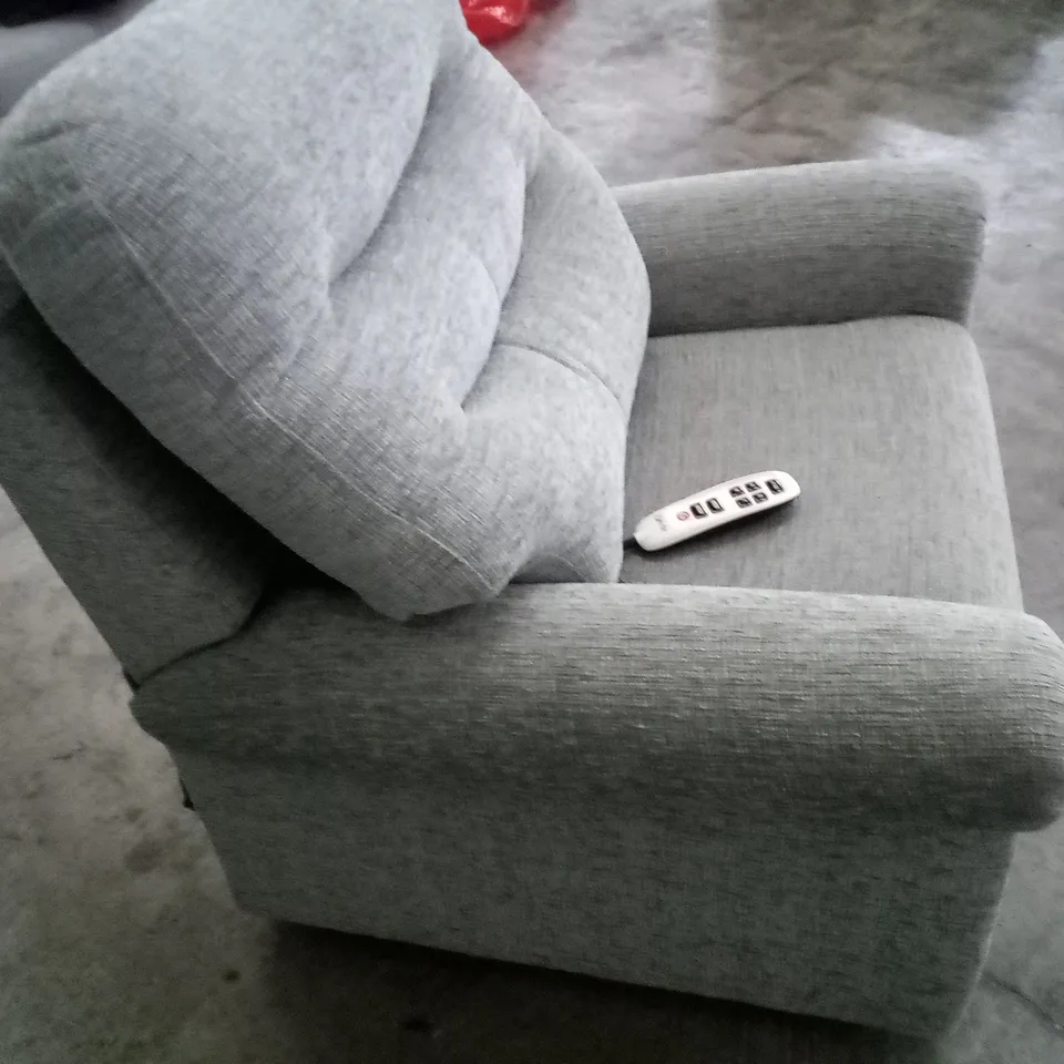 DESIGNER G PLAN HOLMES DUAL ELEVATE CHAIR - FARROW ICE FABRIC 