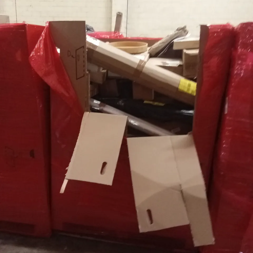 PALLET OF ASSORTED HOUSEHOLD GOODS AND PRODUCTS TO INCLUDE; BAMBOO TRAY, BLINDS, BOXED FURNITURE ETC