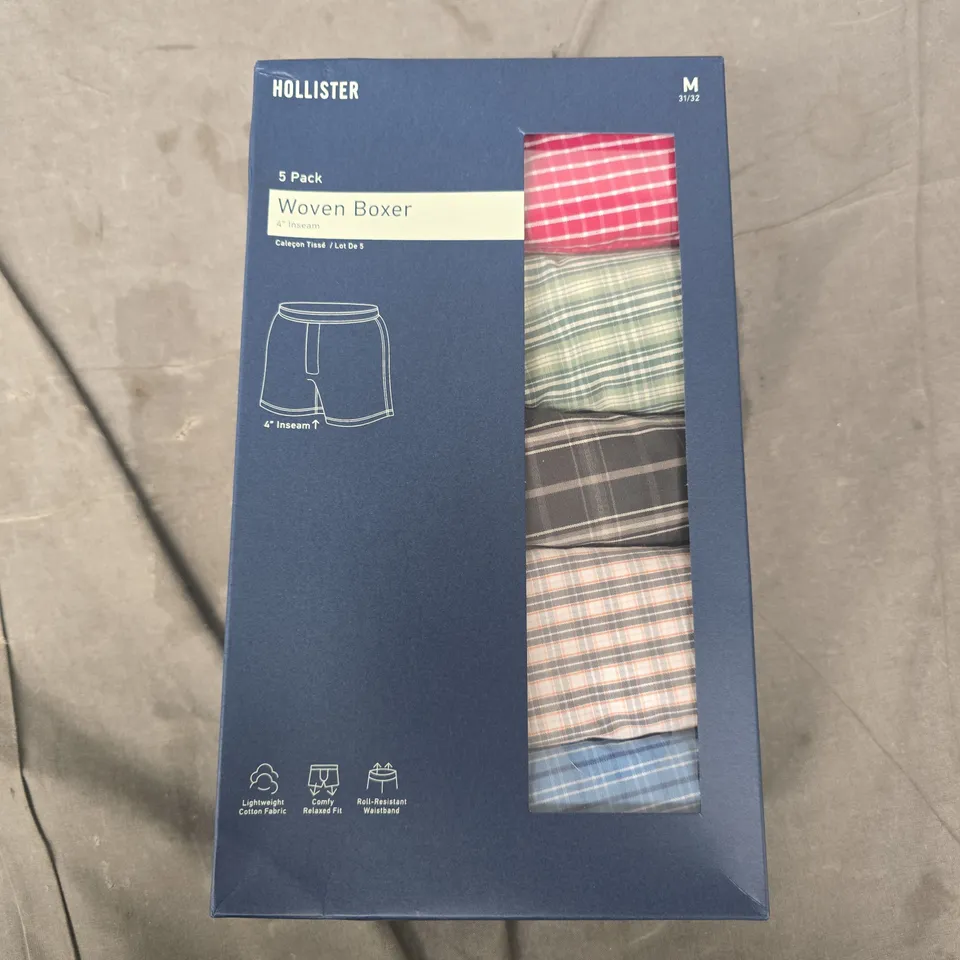 BOXED HOLLISTER 5 PACK WOVEN BOXERS - MEDIUM